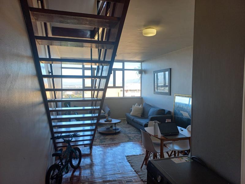 2 Bedroom Property for Sale in Loevenstein Western Cape